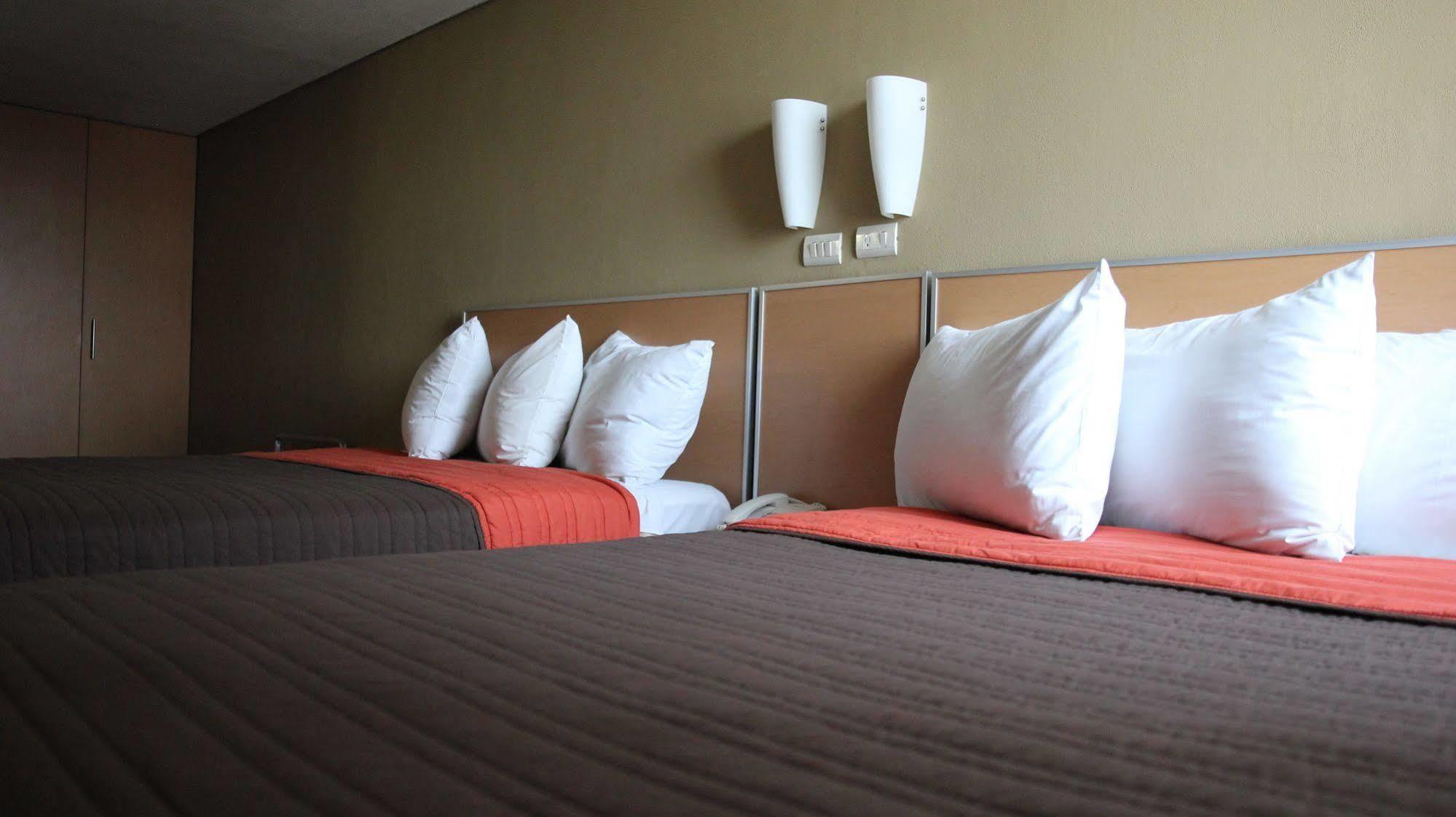 Kasa Hotel & Suites Irapuato Extérieur photo